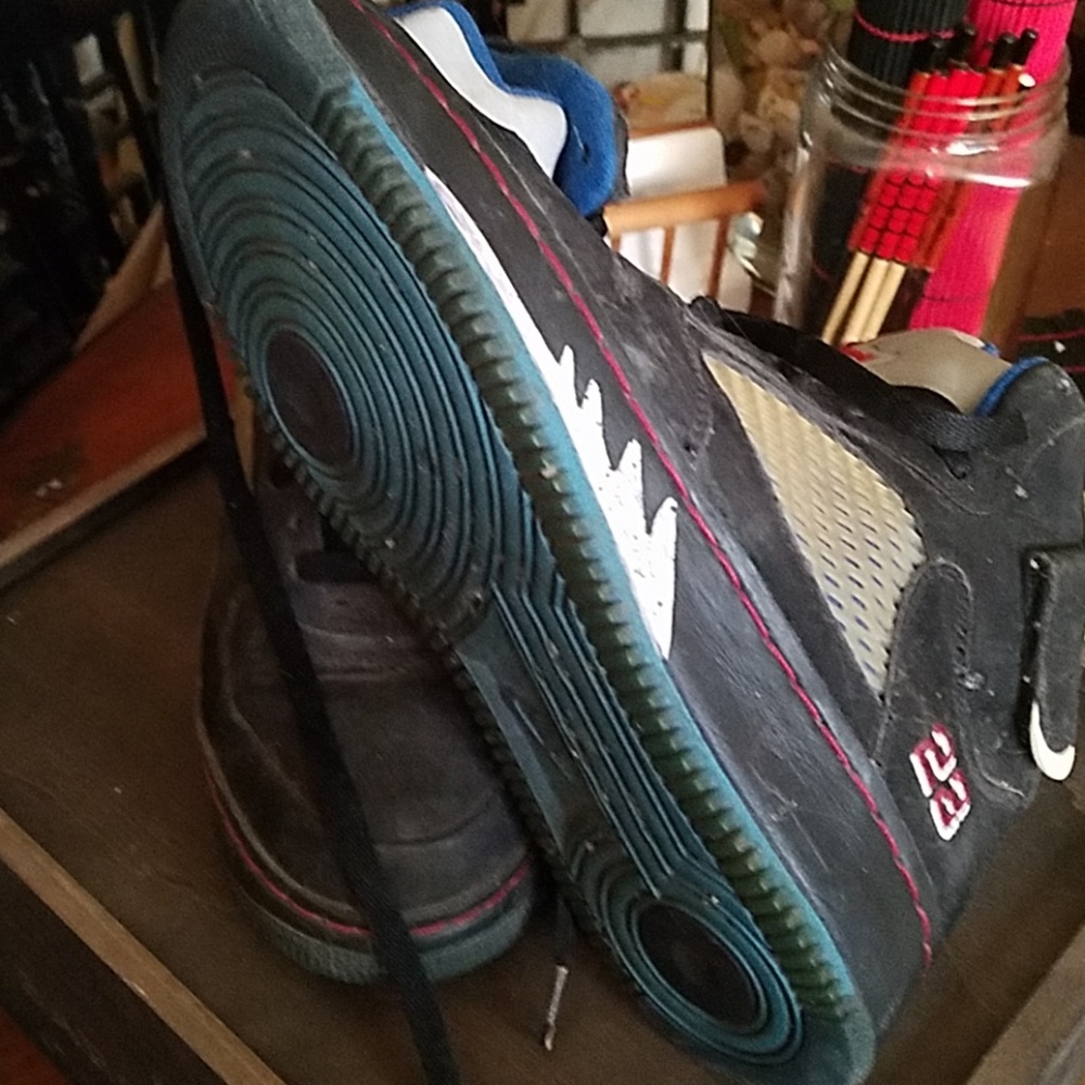 Jordan shoes RARE best of both worlds - Picture 4 of 4